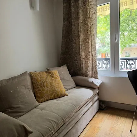 Charming Le Marais Retro شقة