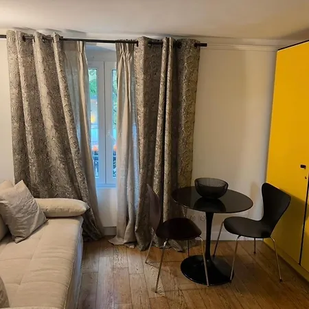 Marais Notre Dame - Retro Flat Aldaro Apartment *